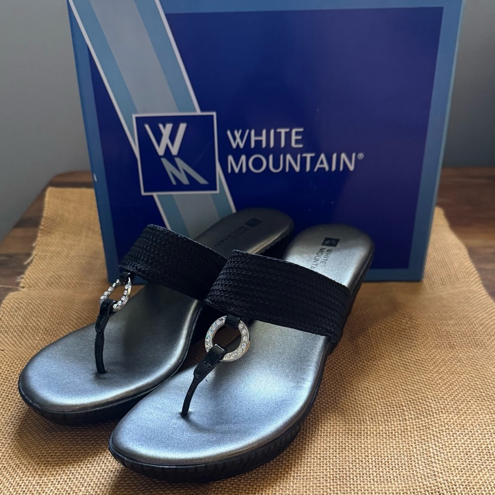 White Mountain Black Thong Sandals with Metallic Accent